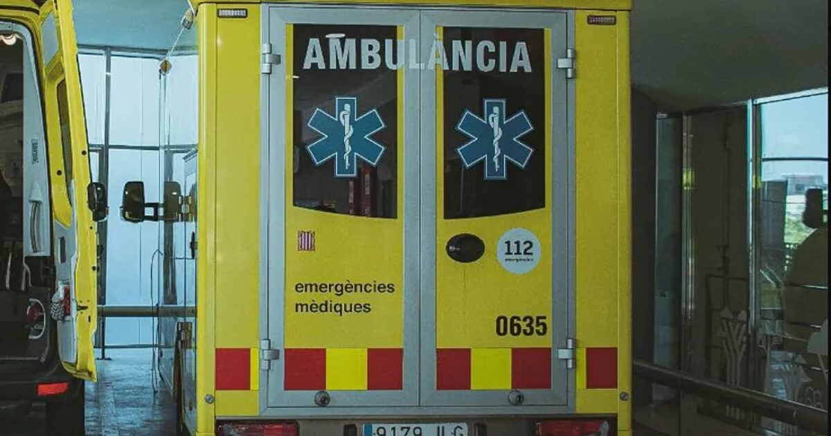 Una ambulancia del Sistema de Emergencias Médicas