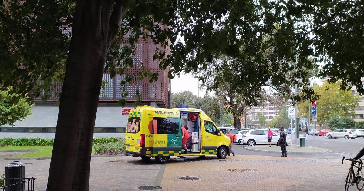 Muere una persona y otra resulta herida en el incendio de una vivienda en Badajoz